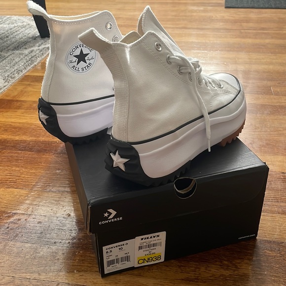 White Converse Run Star Hike - Picture 1 of 4